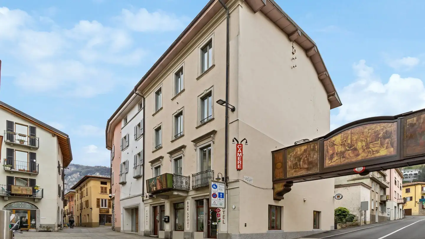 Hotel kaufen - 6850 Mendrisio