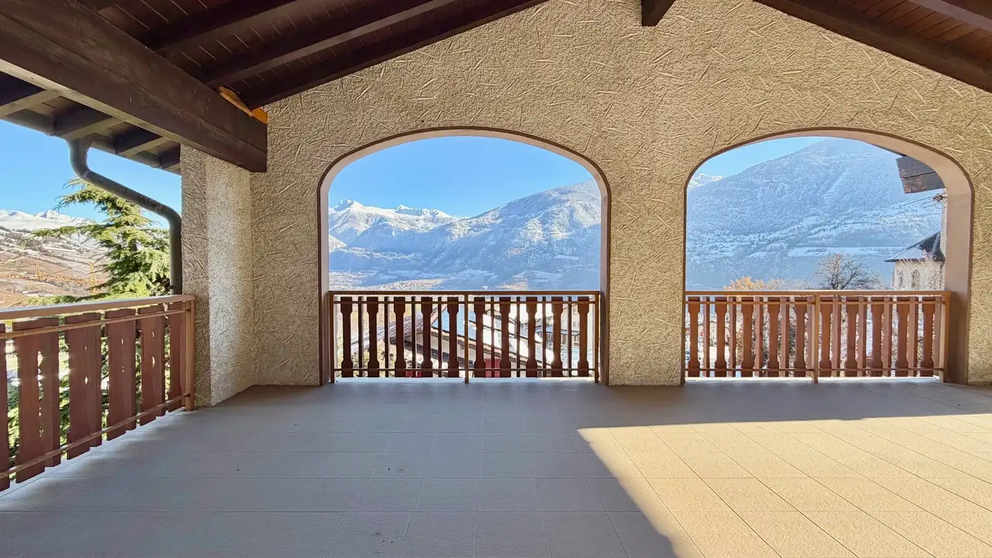 Mixed-use building for sale - Route De Granges 4, 3978 Flanthey