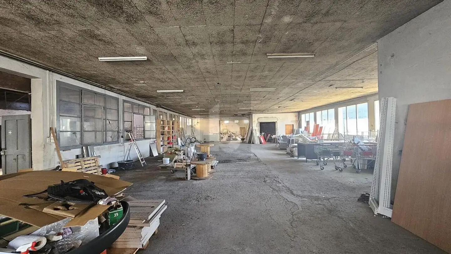 Industrial property for sale - 1906 Charrat - Photo 3