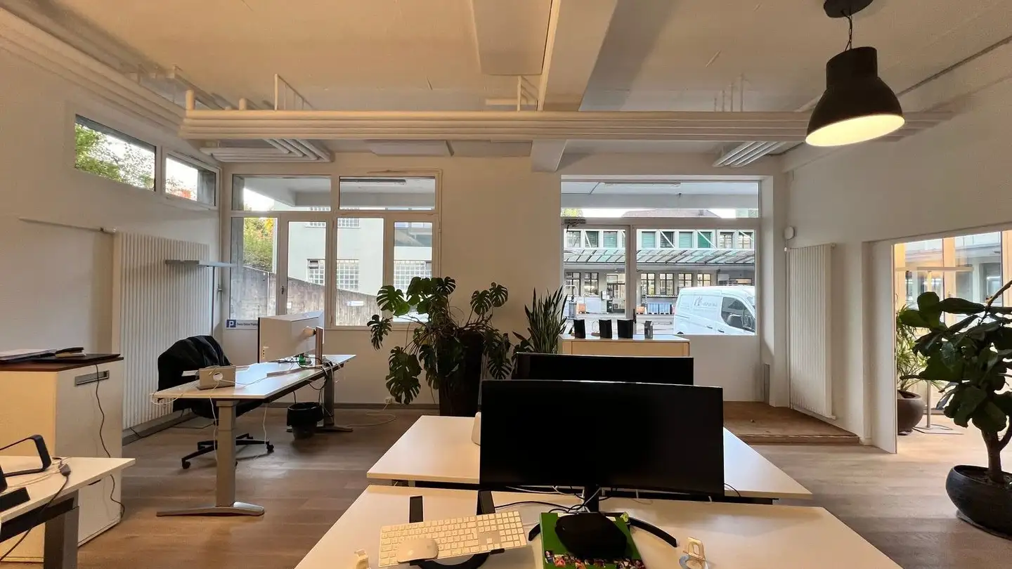 Office space for rent - Giesshübelstrasse 106, 8045 Zürich