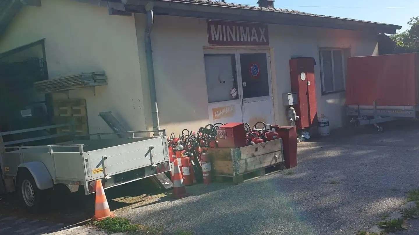 Workshop for rent - Chemin De Vertmont 4, 2525 Le Landeron - Photo 2