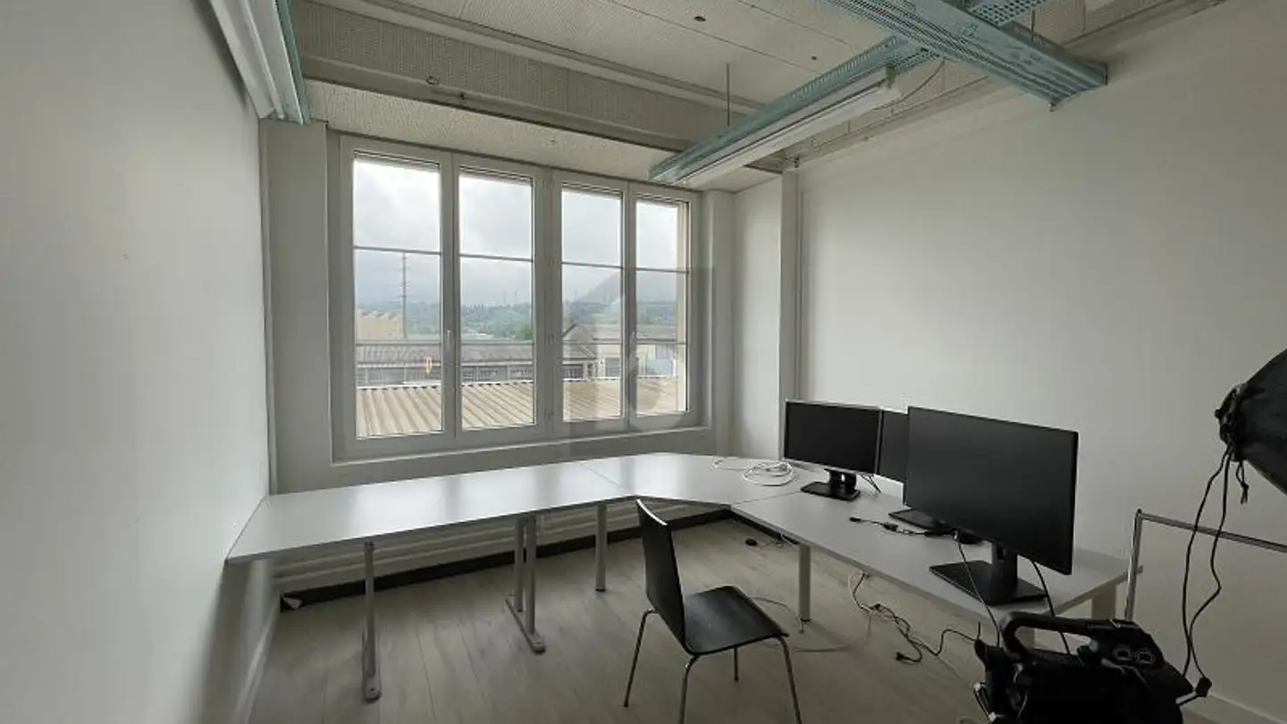 Bureau à louer - 4658 Däniken SO