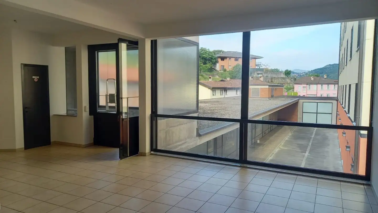 Studio for rent - Via Industria 5, 6850 Mendrisio