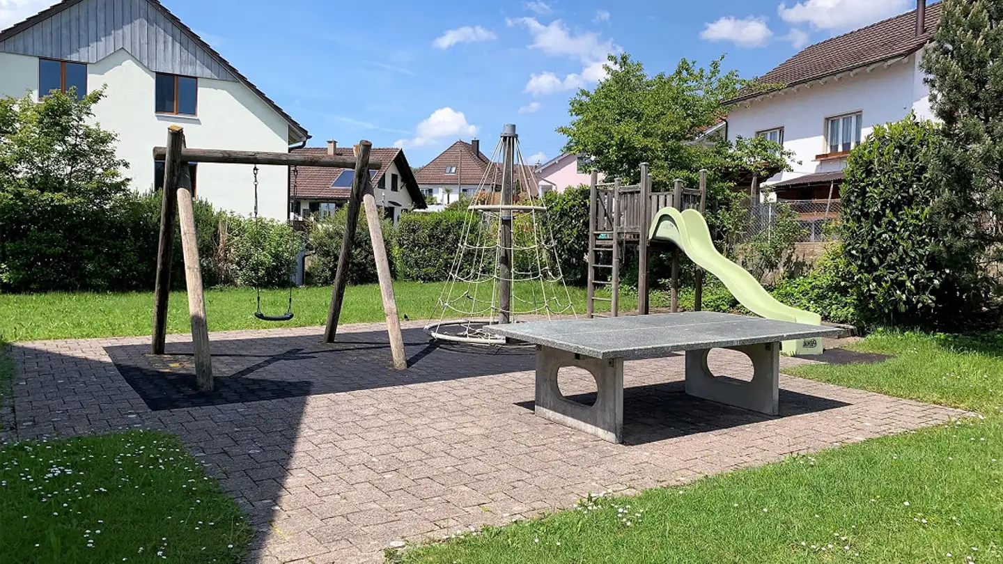 Wohnung mieten - Aubrigstrasse 5, 8635 Dürnten - Foto 2