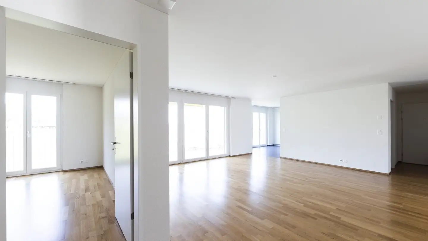 Apartment for rent - Kantonsstrasse 52a, 8863 Buttikon SZ - Photo 2