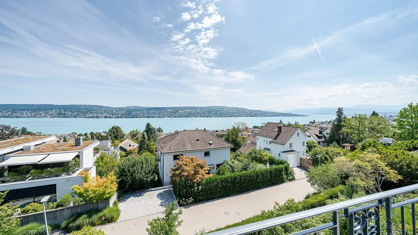 Doppelhaushälfte mieten - Alpenstrasse 10b, 8803 Rüschlikon
