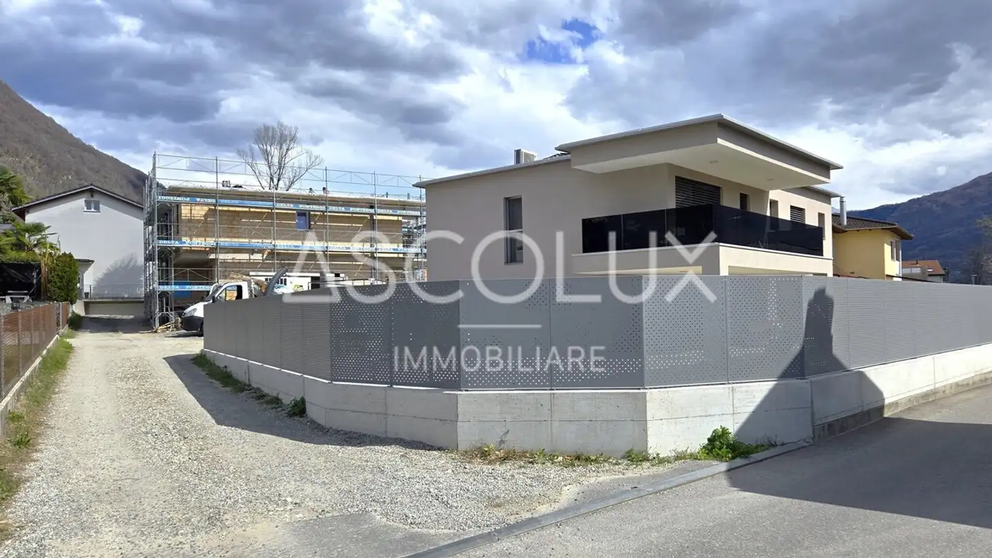 Row house for sale - Via Monte Ceneri 11, 6516 Cugnasco