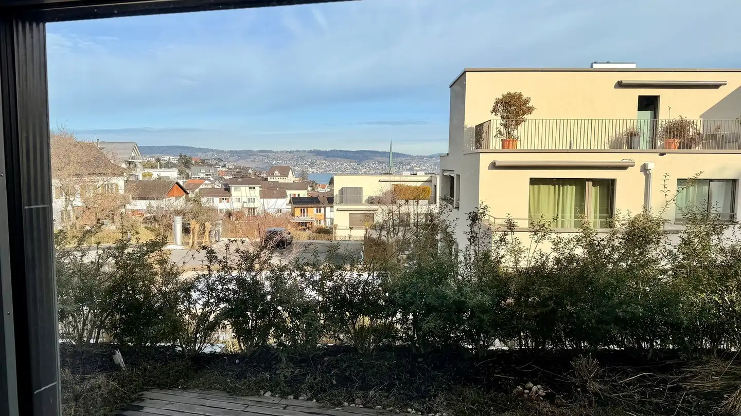 Stepped apartment for rent - Im Chrummbächli 12, 8805 Richterswil - Photo 4