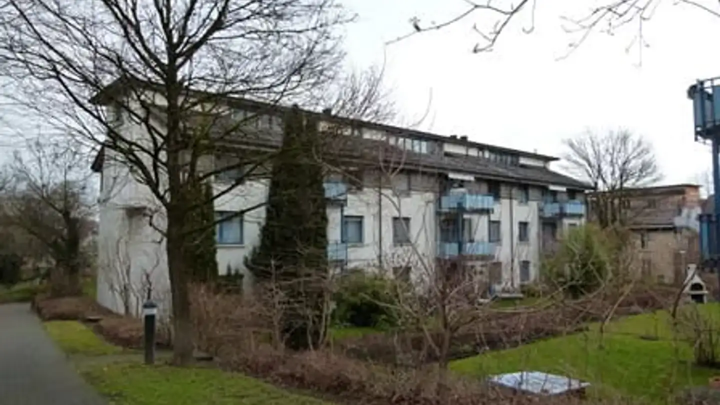 Place de parking souterraine à louer - Oberfeldstrasse 120, 8408 Winterthur