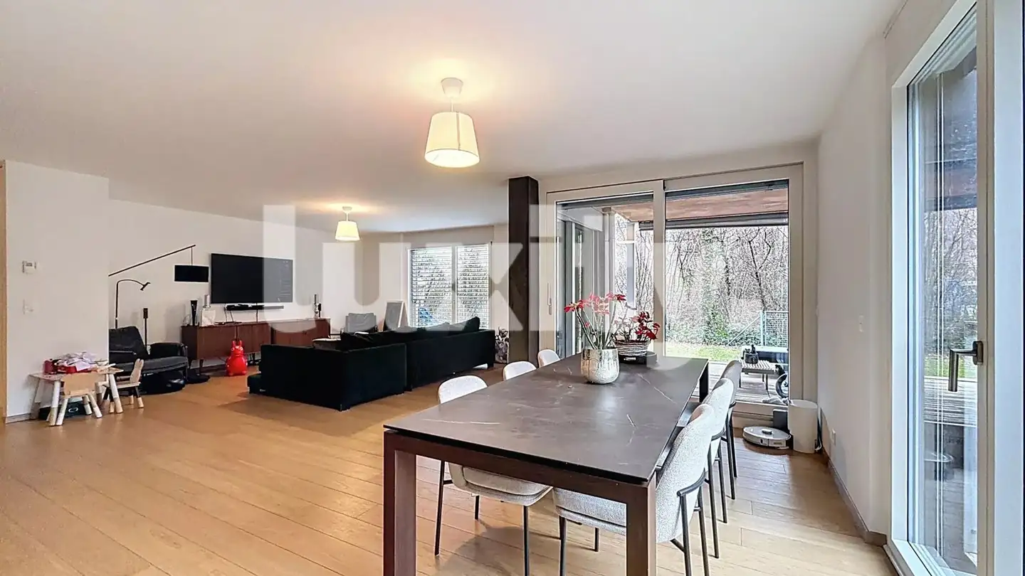 Apartment for rent - 1206 Genève - Photo 2