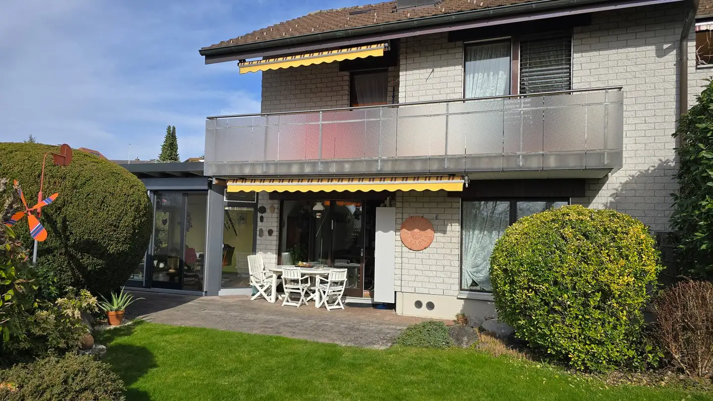 Semi-detached house for sale - Bordackerstrasse 72a, 8610 Uster