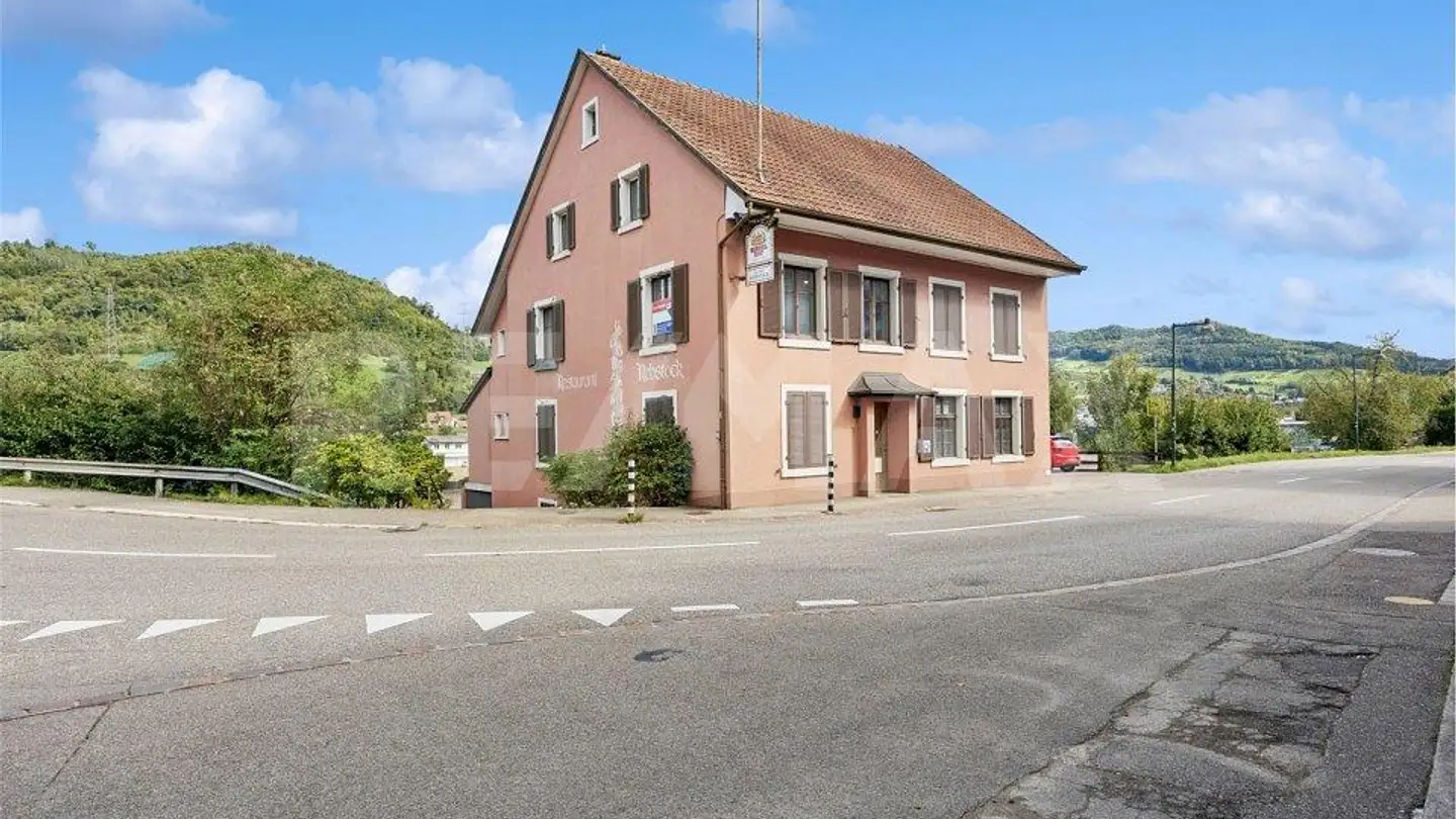Casa singola in vendita - Landstrasse 47, 4452 Itingen