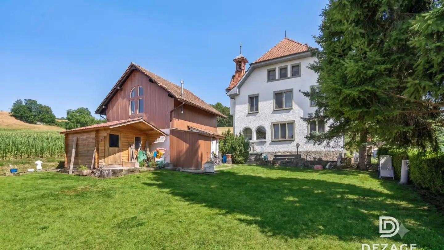 Residential building for sale - 1673 Promasens