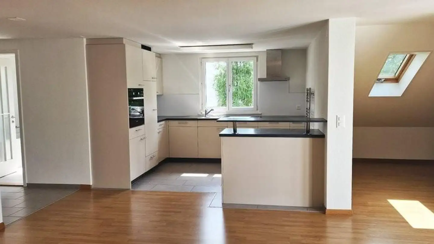 Attico in affitto - Kreuzackerweg 14, 3250 Lyss - Photo 2