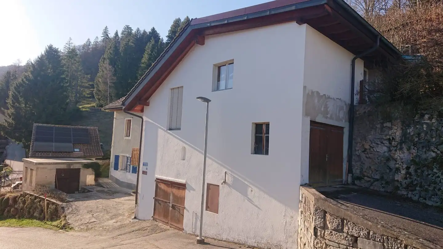 Single house for sale - 2113 Boveresse - Photo 2