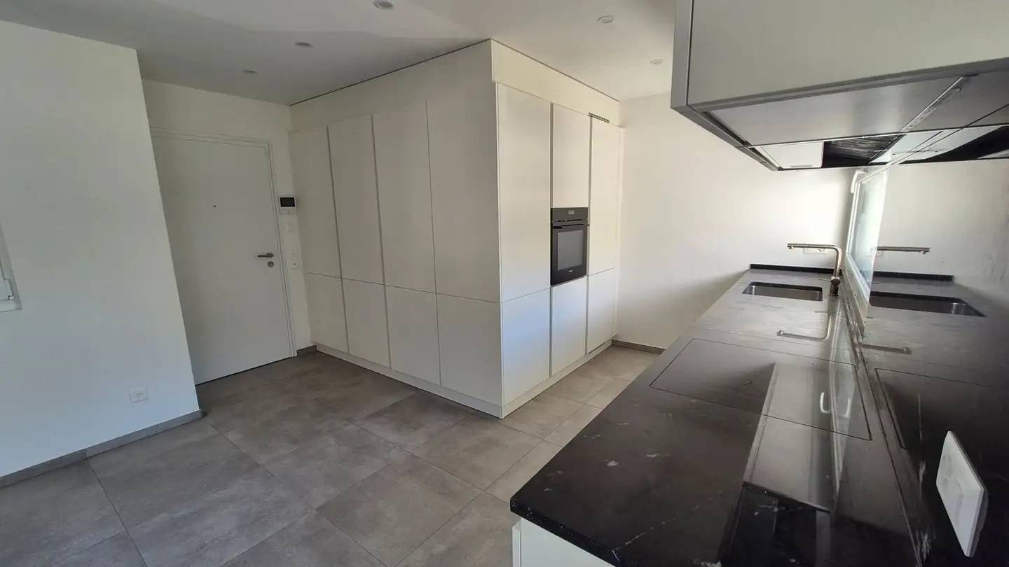 Apartment for rent - Vicolo Del Gabi 2, 6596 Gordola - Photo 2