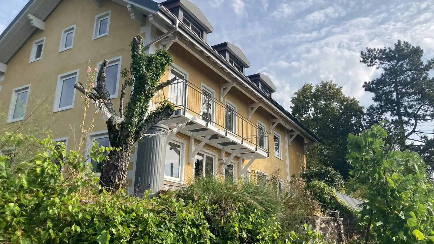 Single room for rent - 1261 Le Vaud