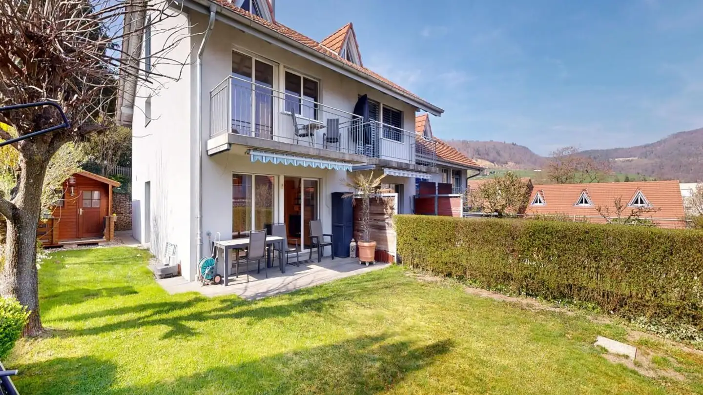 Stepped house for sale - 4452 Itingen