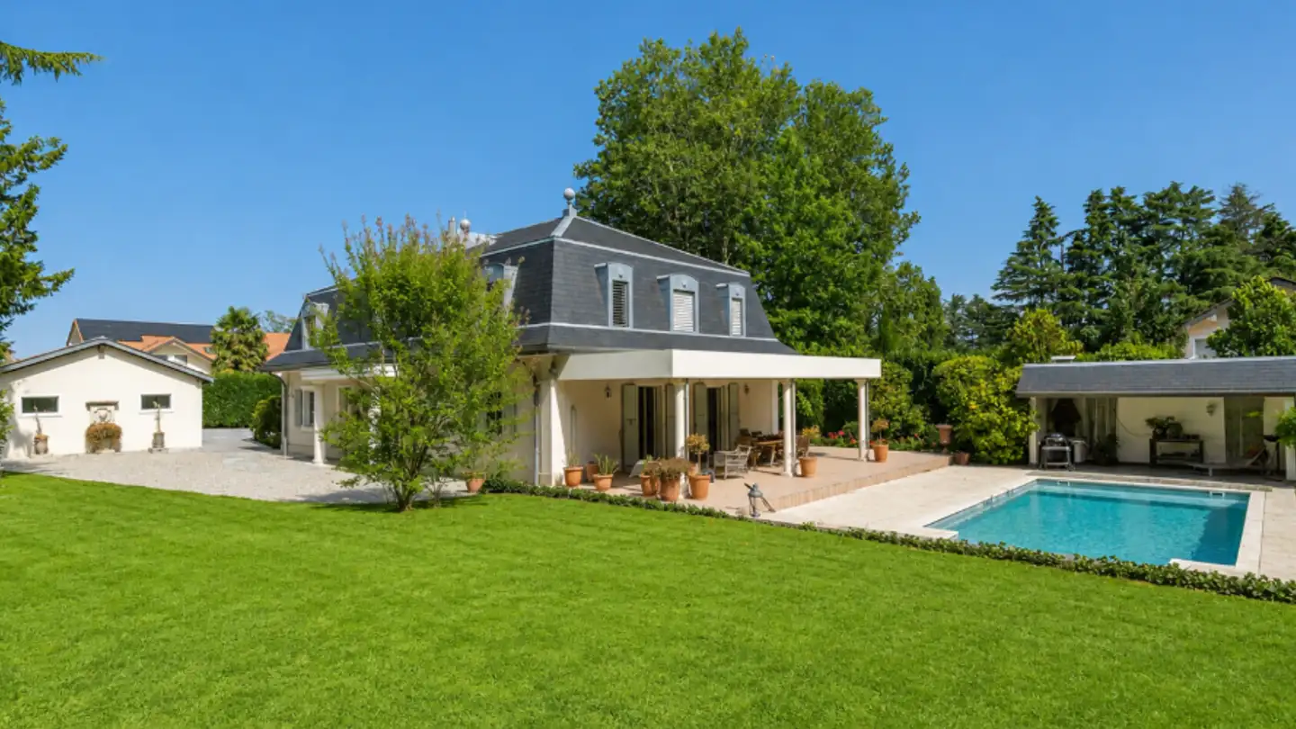 Single house for sale - 1296 Coppet