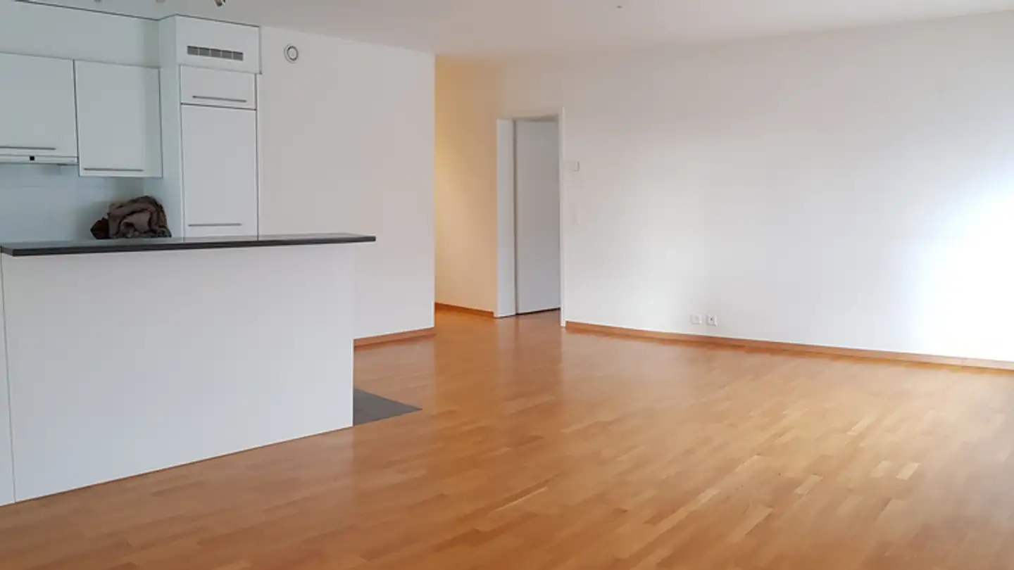 Apartment for rent - Route de l'Etraz 68, 1260 Nyon - Photo 2