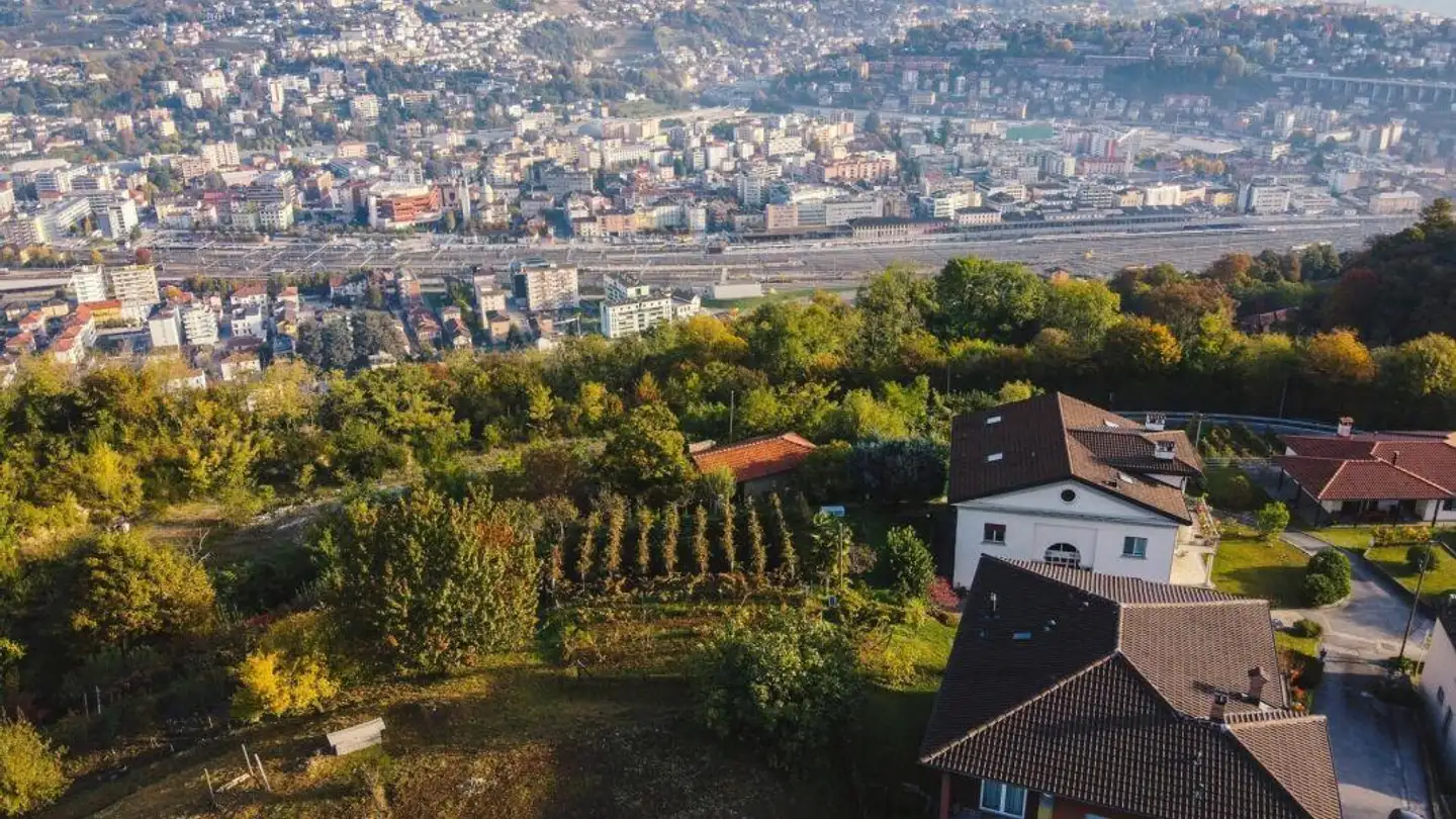 Constructible plot for sale - Via Favre, 6832 Pedrinate