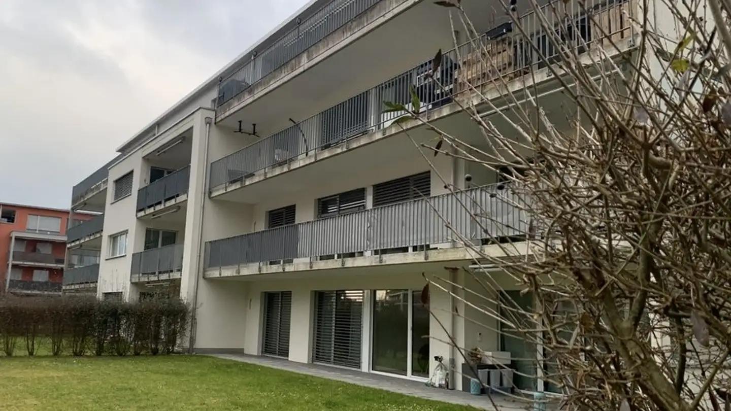 Einzelgarage mieten - Obererlen 1c, 8752 Näfels