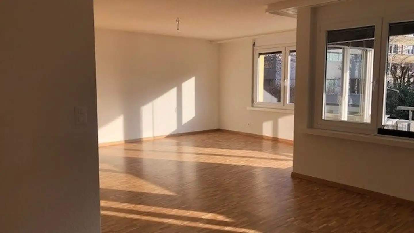 Wohnung mieten - Poststrasse 4, 8703 Erlenbach ZH - Foto 3