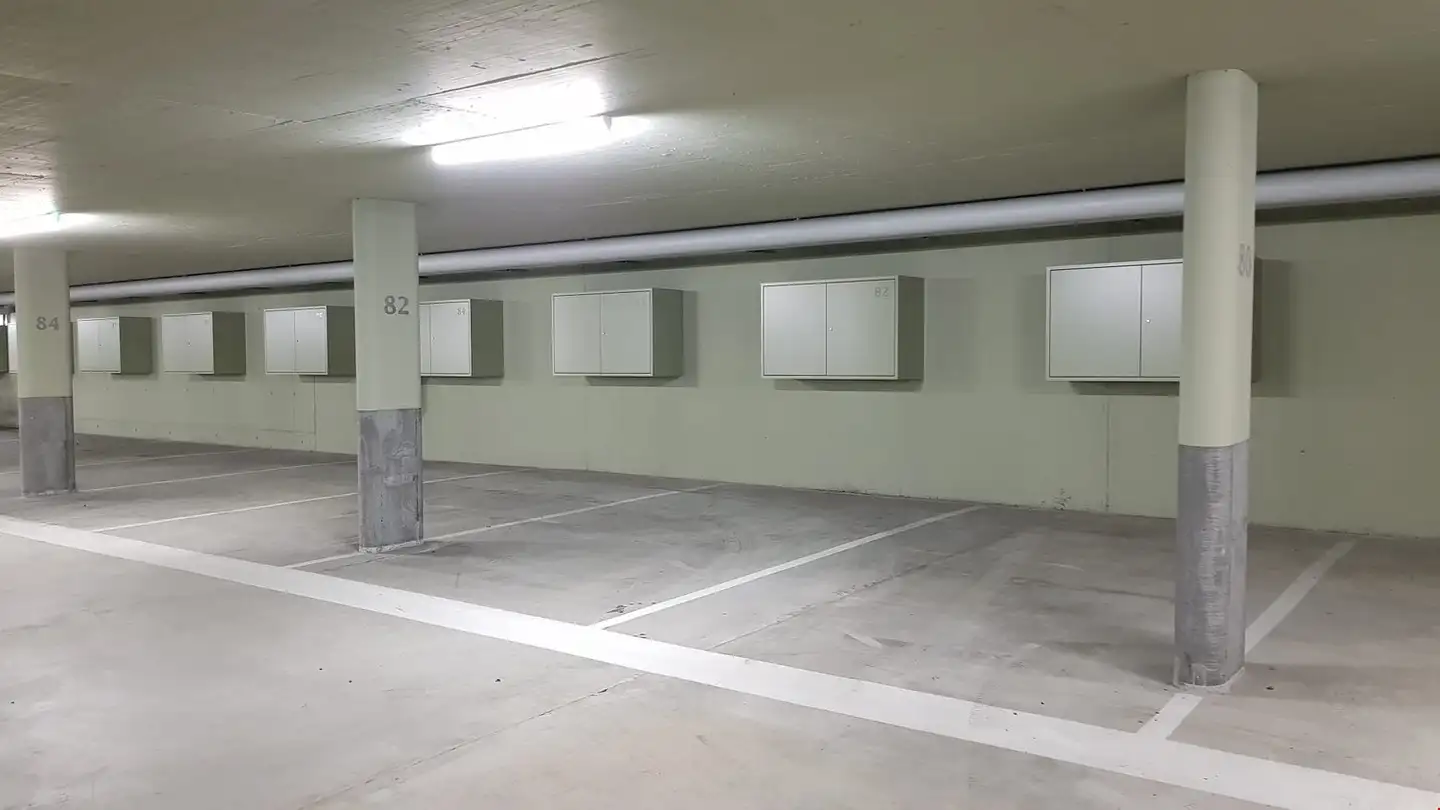 Parcheggio coperto in affitto - Bellevuerain 8, 2562 Port - Photo 2