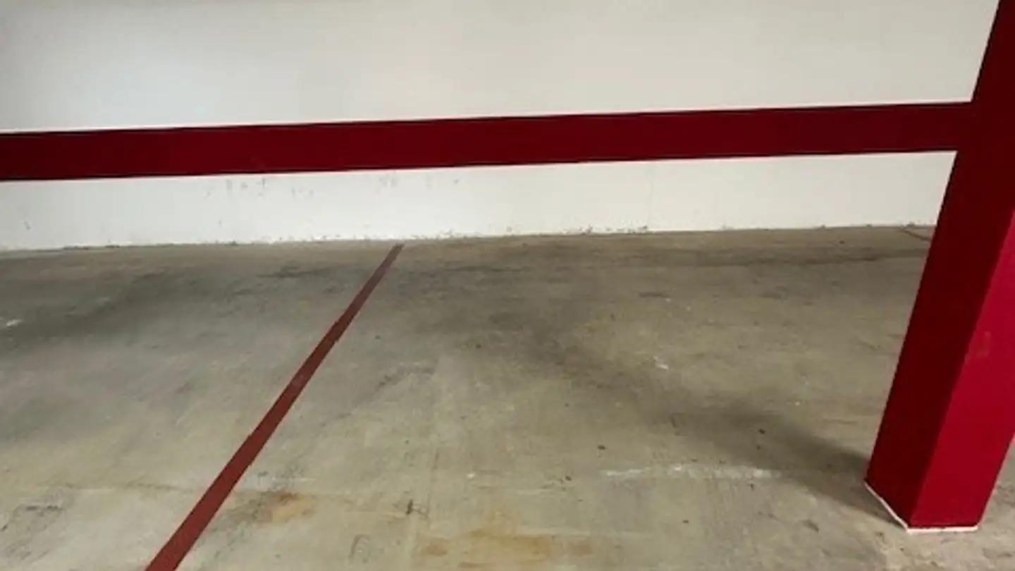 Outdoor parking space for rent - Solothurnstrasse 66, 2543 Lengnau BE - Photo 3