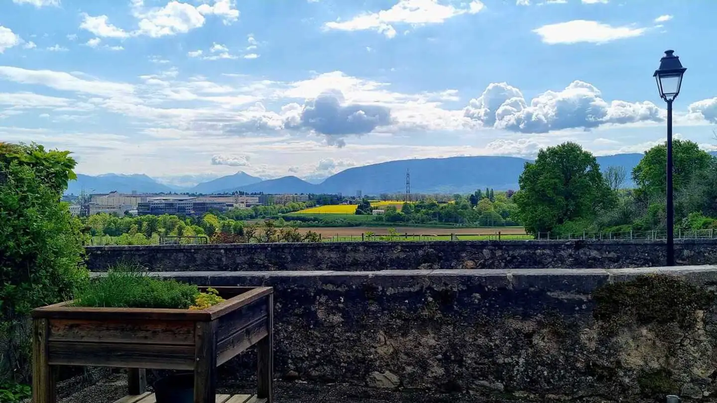 Row house for rent - 1242 Satigny