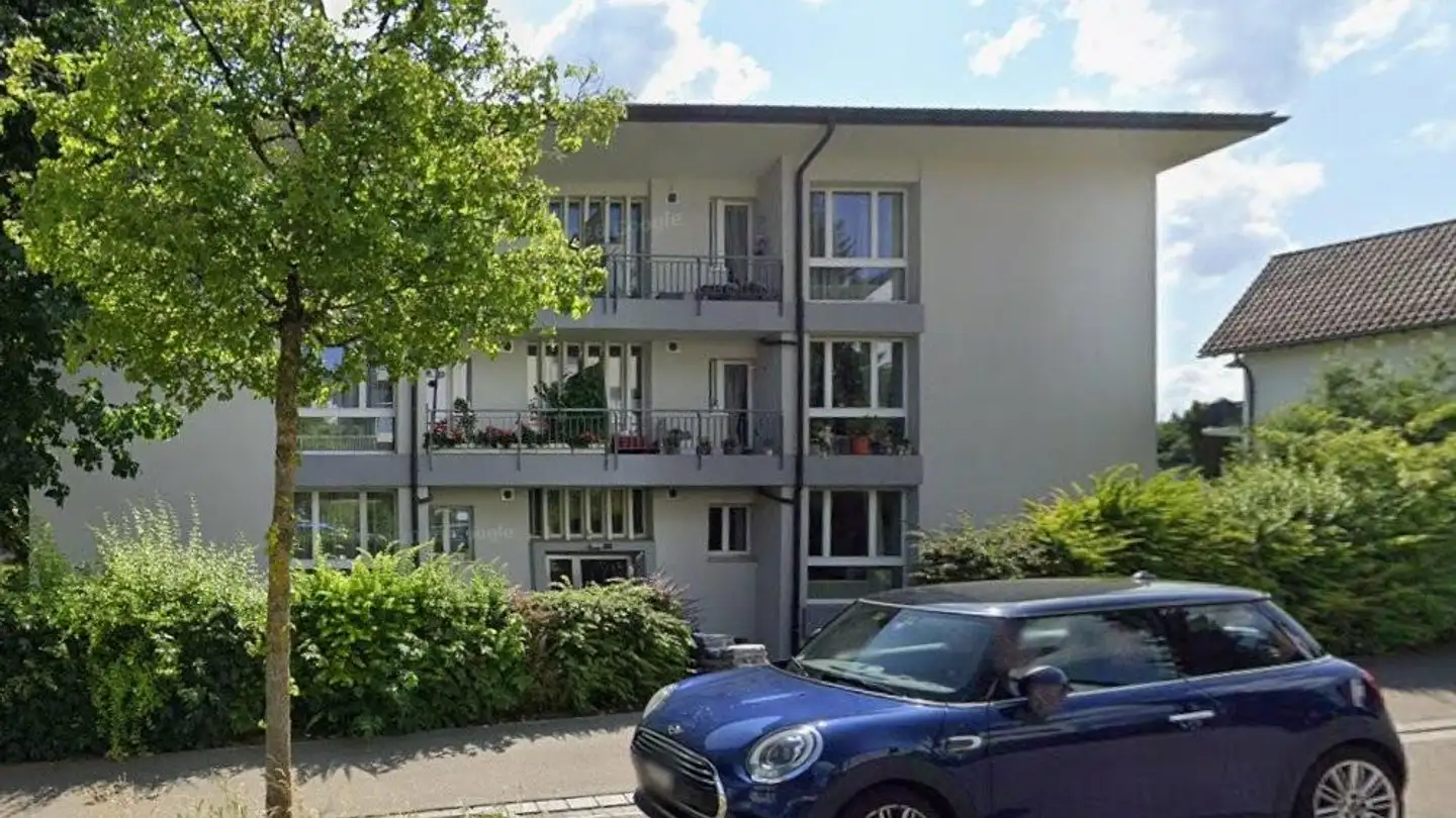 Appartement à louer - Leugrueb 6, 8126 Zumikon