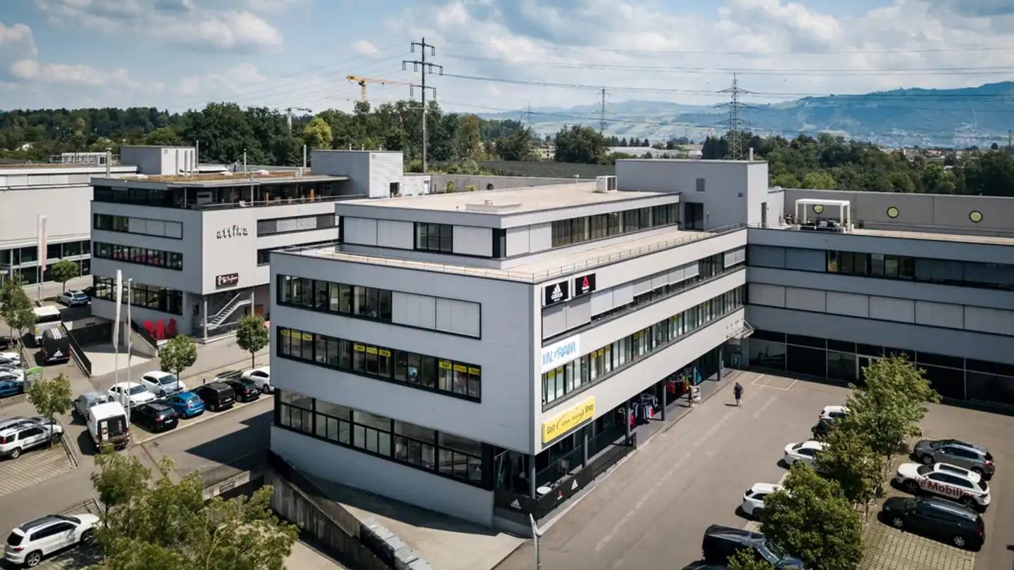 Place de parking souterraine à louer - Brunnmatt 14, 6330 Cham