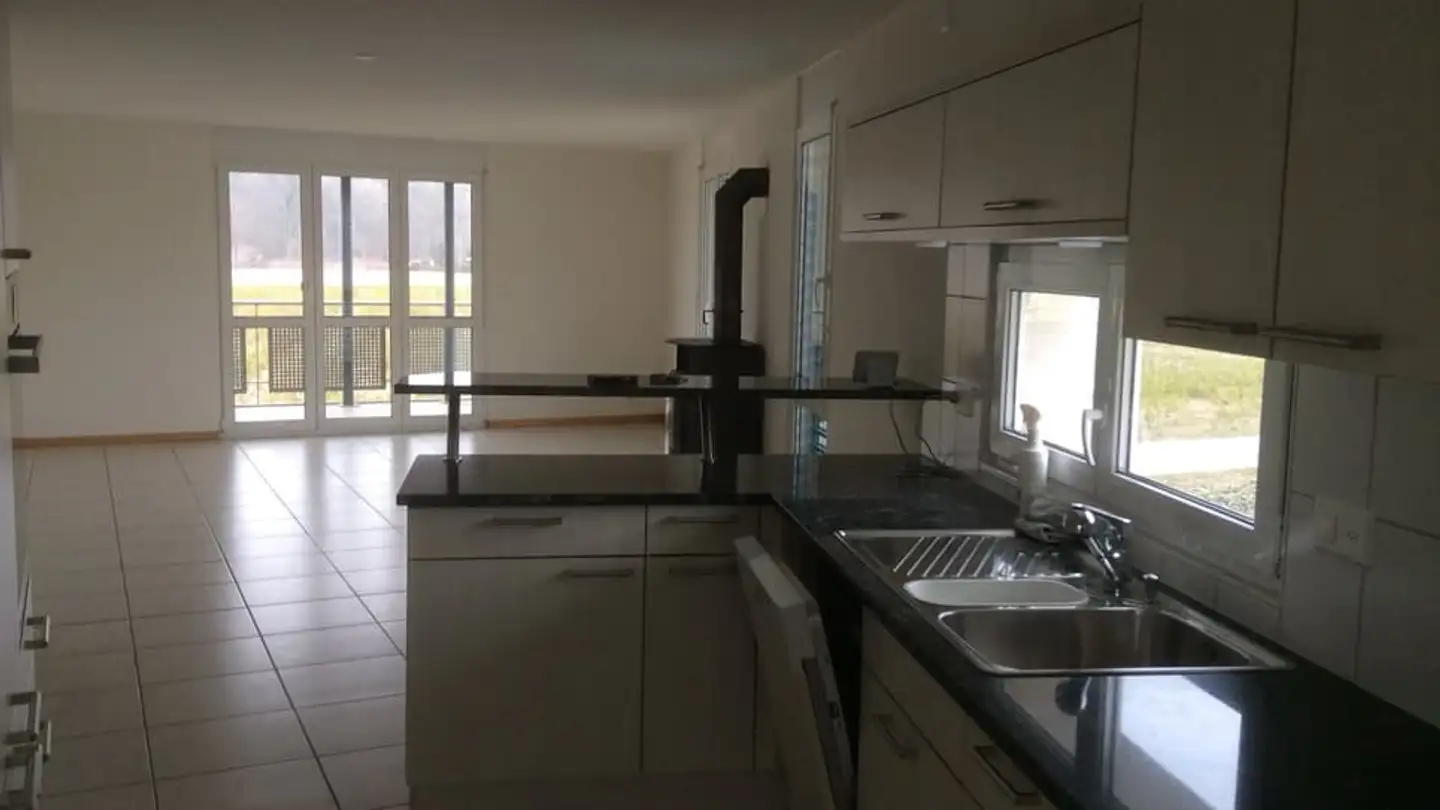 Appartamento in affitto - Chemin Des Places 31, 1786 Sugiez - Photo 2