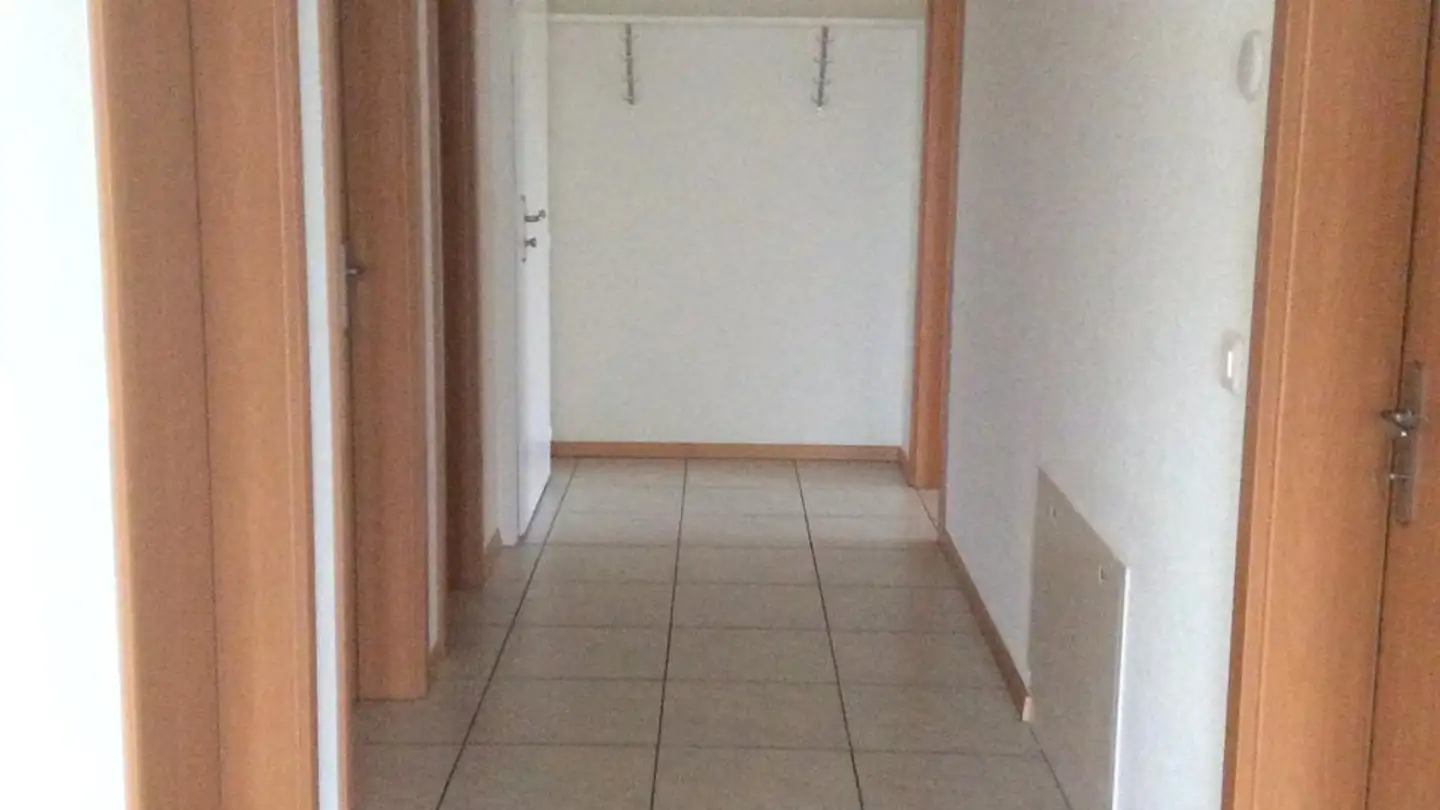 Appartamento in affitto - Chemin Des Places 31, 1786 Sugiez - Photo 4