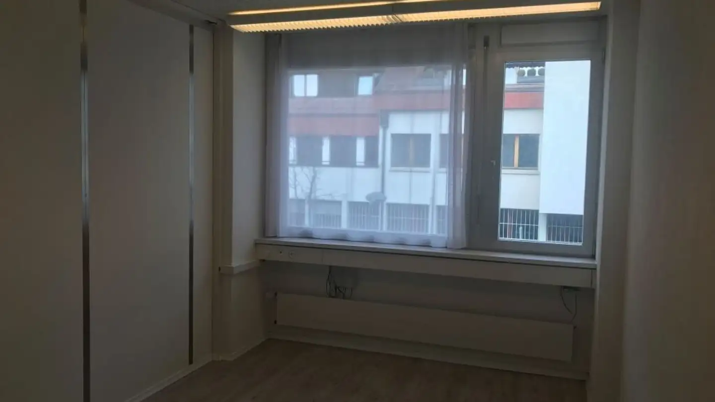 Bureau à louer - Poststrasse 2, 8303 Bassersdorf