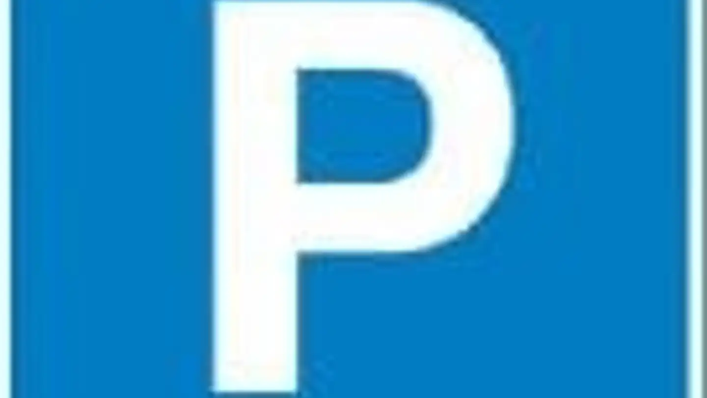 Place de parking souterraine à louer - Kernstrasse 2, 8406 Winterthur