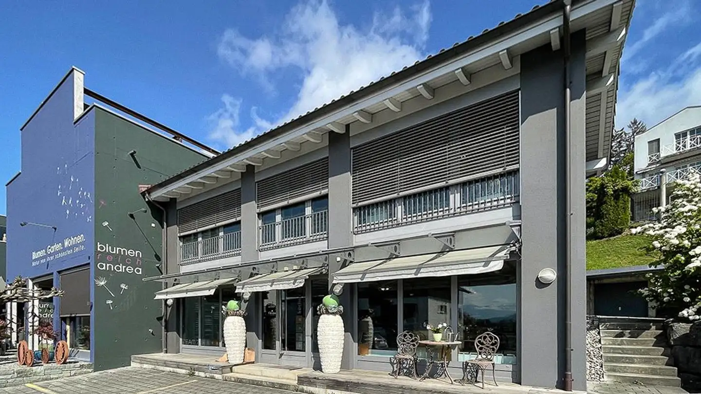 Edificio ad uso misto in vendita - Hauptstrasse 92, 9436 Balgach - Photo 2