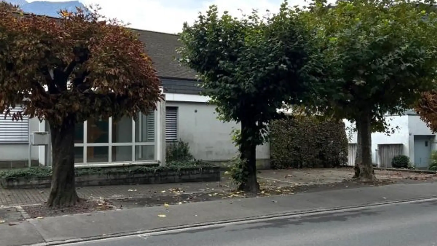 Outdoor parking space for rent - Bahnhofstrasse 35, 6460 Altdorf UR - Photo 2