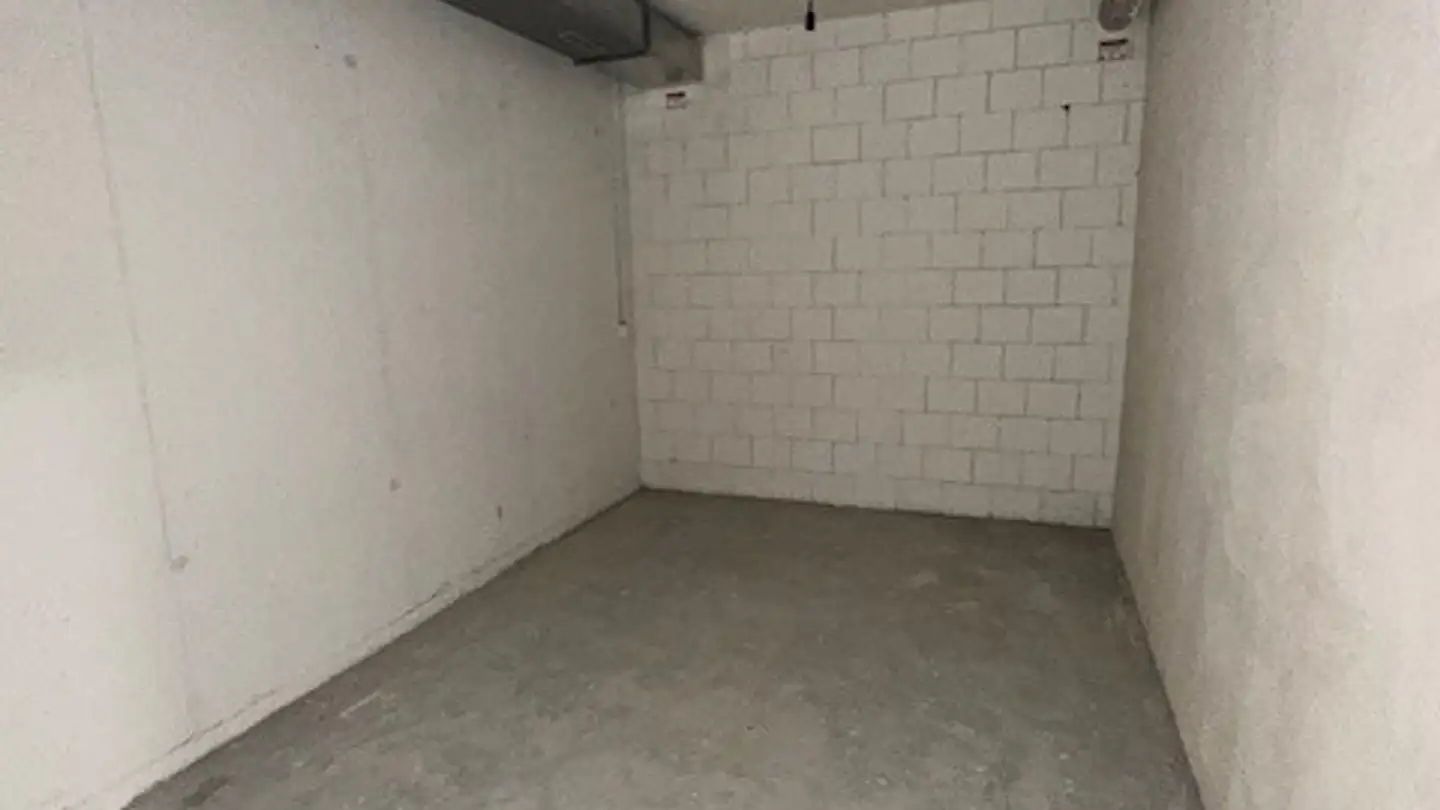 Commercial à louer - Solothurnstrasse 66, 2543 Lengnau BE