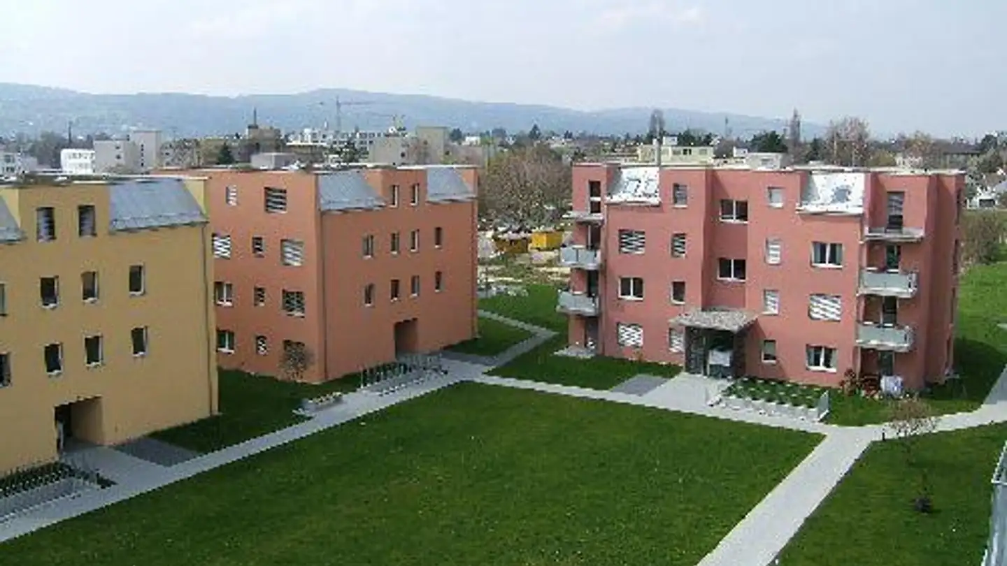 Wohnung mieten - In Der Höh 14, 8604 Volketswil
