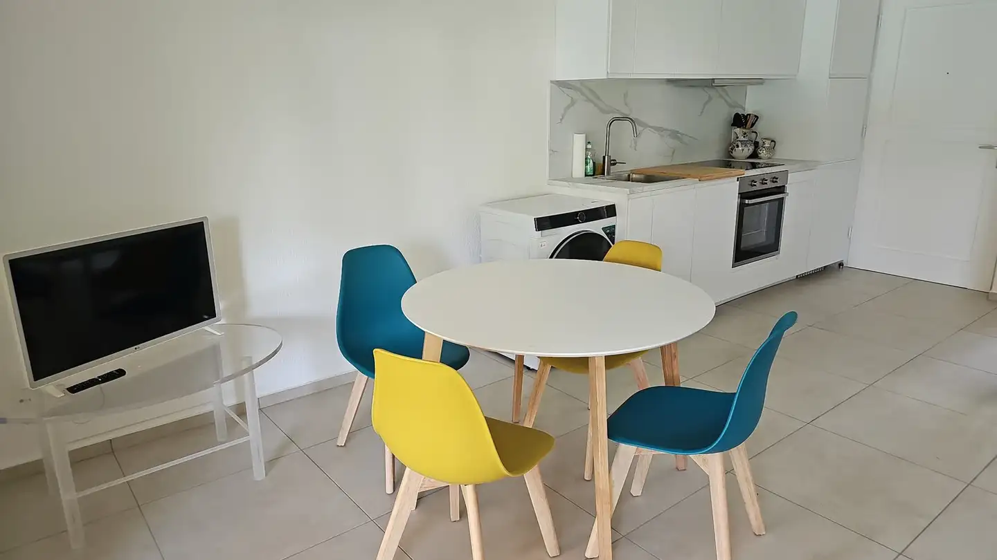 Wohnung mieten - Via Stazione, 6987 Caslano - Foto 3