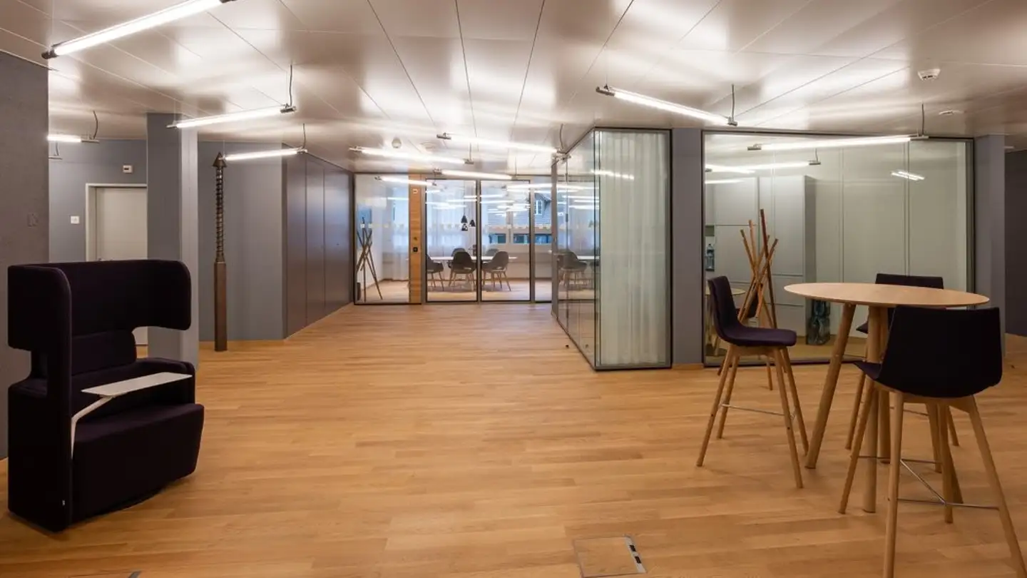 Bürofläche mieten - Bahnhofstrasse 5, 4950 Huttwil - Foto 2