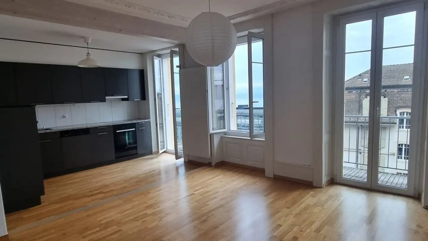Attic flat for rent - Rue Du Roc 1, 2000 Neuchâtel