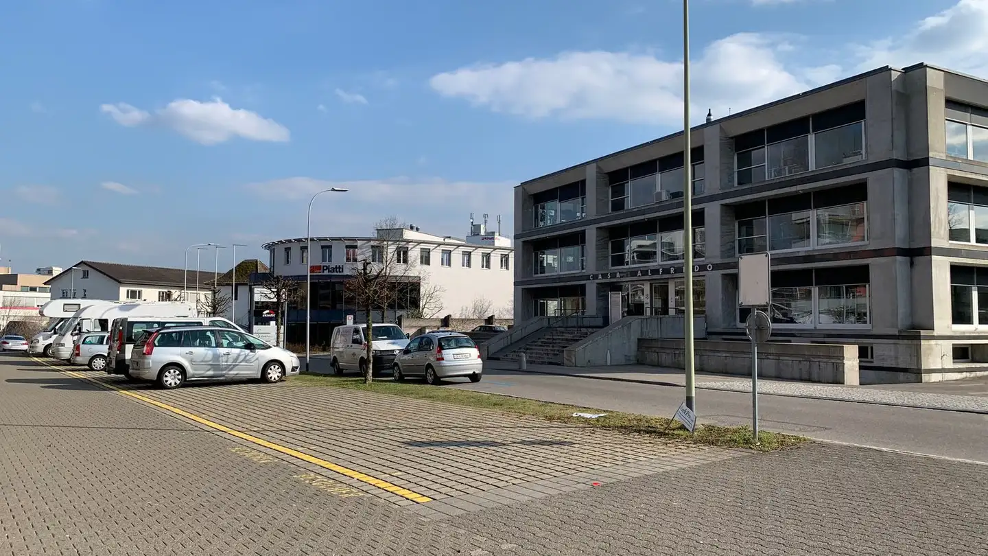 Outdoor parking space for rent - Riedmühlestrasse 8, 8305 Dietlikon