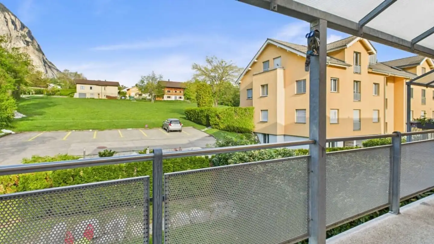 Apartment for sale - 3952 Susten