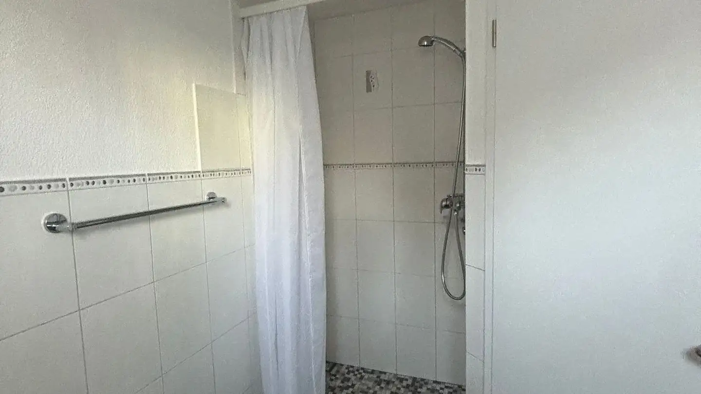 Studio for rent - Eichhofstrasse 2a, 5608 Stetten AG - Photo 2