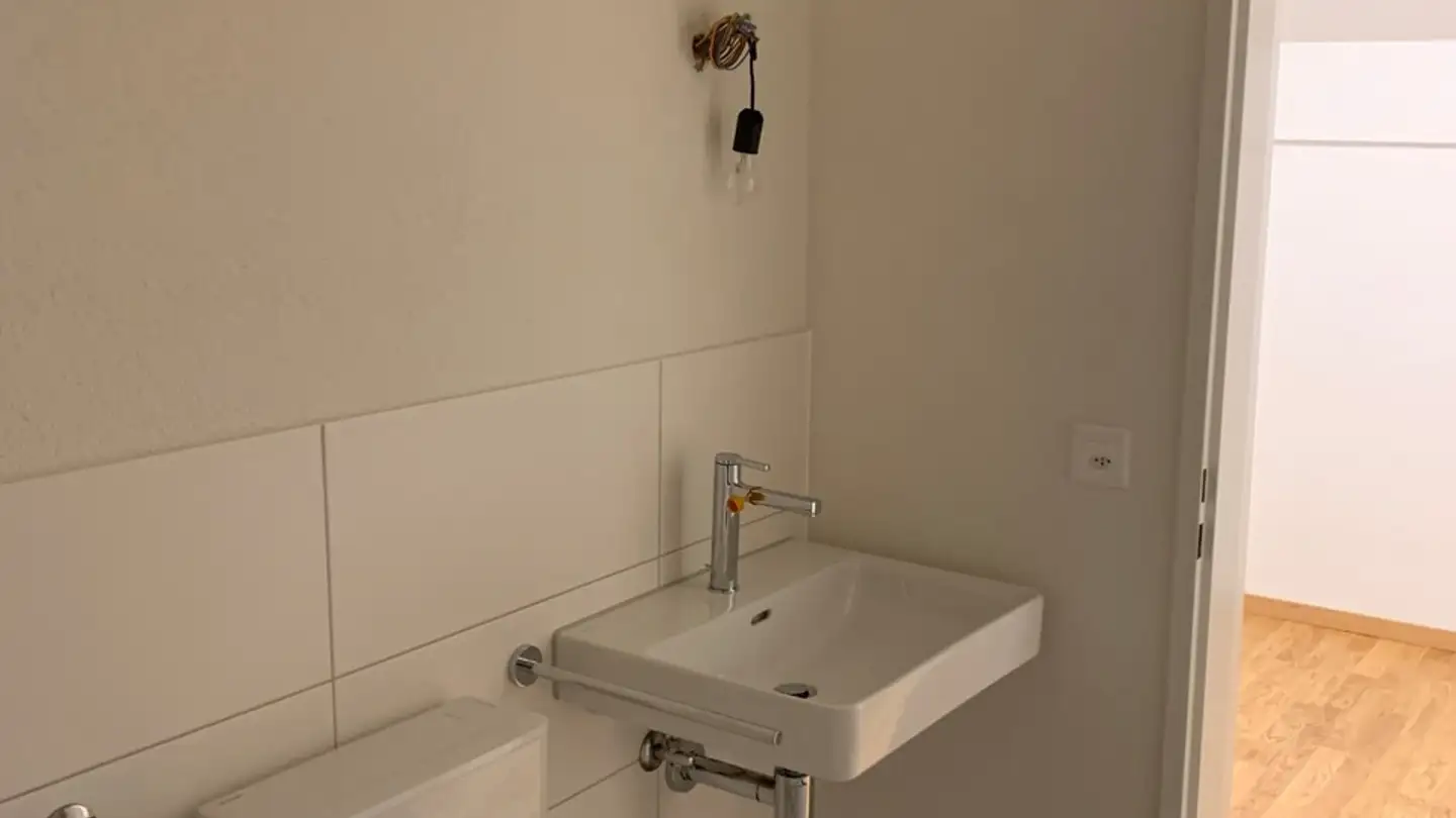 Outdoor parking space for rent - Ober Luegeten, 6102 Malters - Photo 3