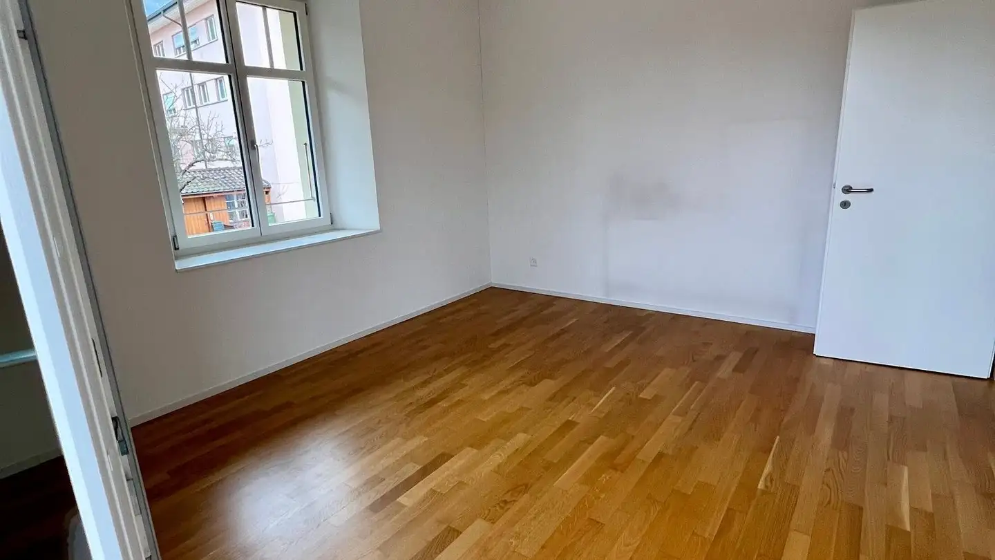 Appartement à louer - Staatsstrasse 16, 3652 Hilterfingen - Photo 2