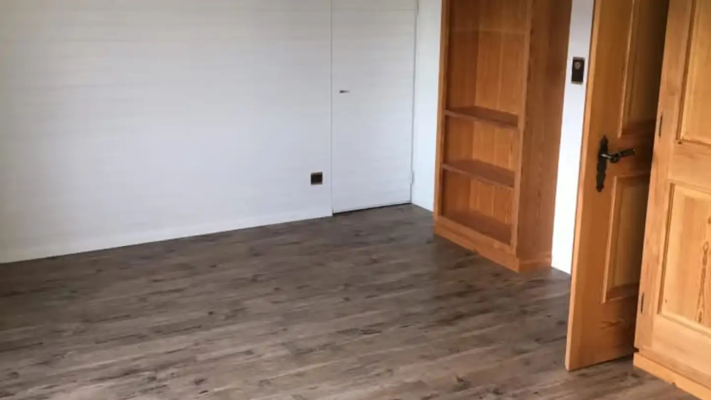 Attic flat for rent - Zürcherstrasse 46, 8730 Uznach - Photo 2