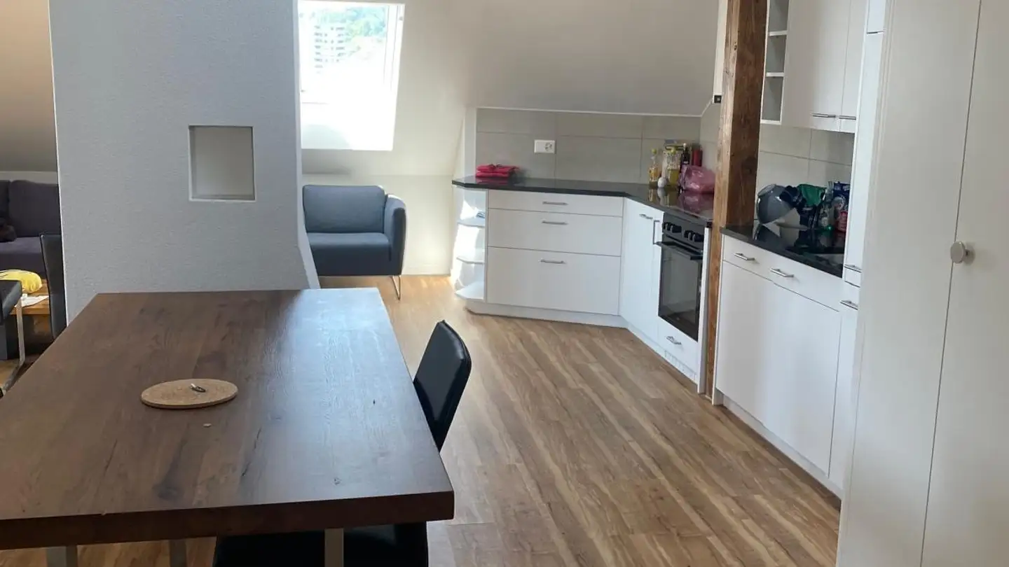 Attic flat for rent - Klosterstrasse, 8406 Winterthur - Photo 2